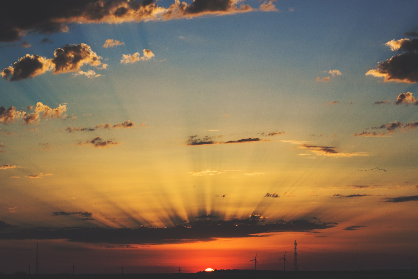 iPhone – Dawn of The First Day